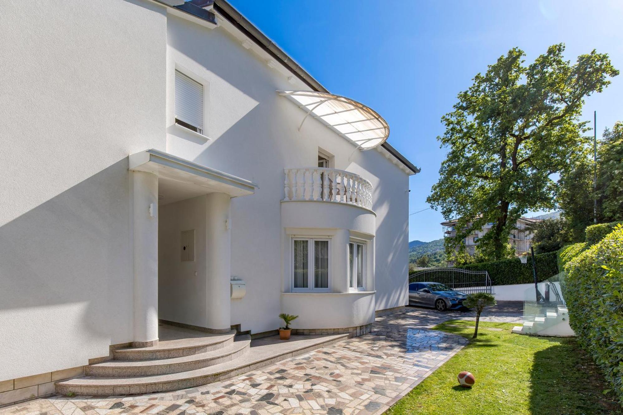 Villa Garden Apartment With Pool Opatija Exterior photo